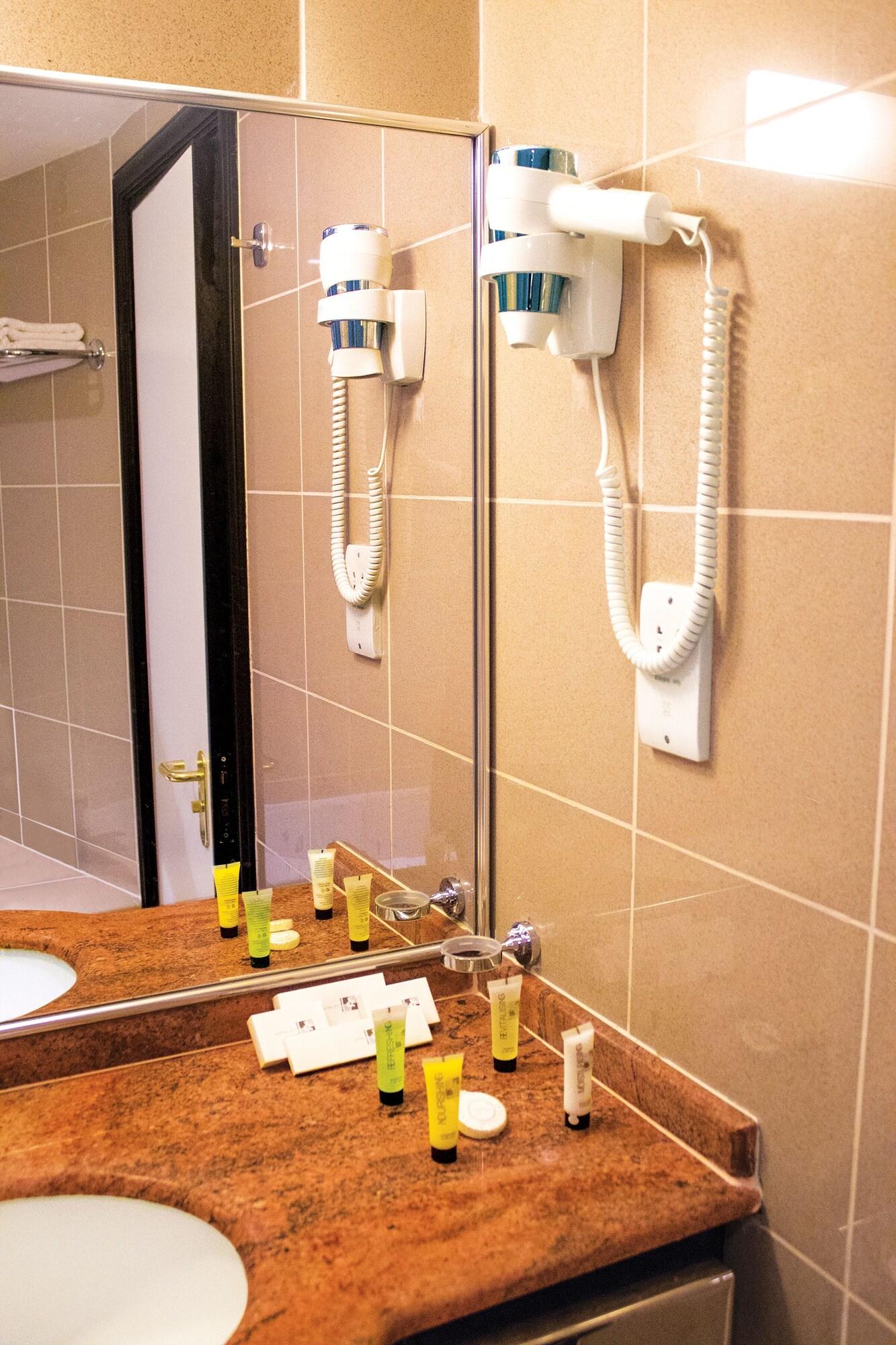 Swiss-Belinn Doha Exteriör bild